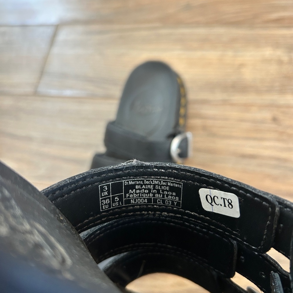 Doc Martens 3 Strap Buckle Sandals with Chunky Platform Sole size 5 - Picture 7 of 7